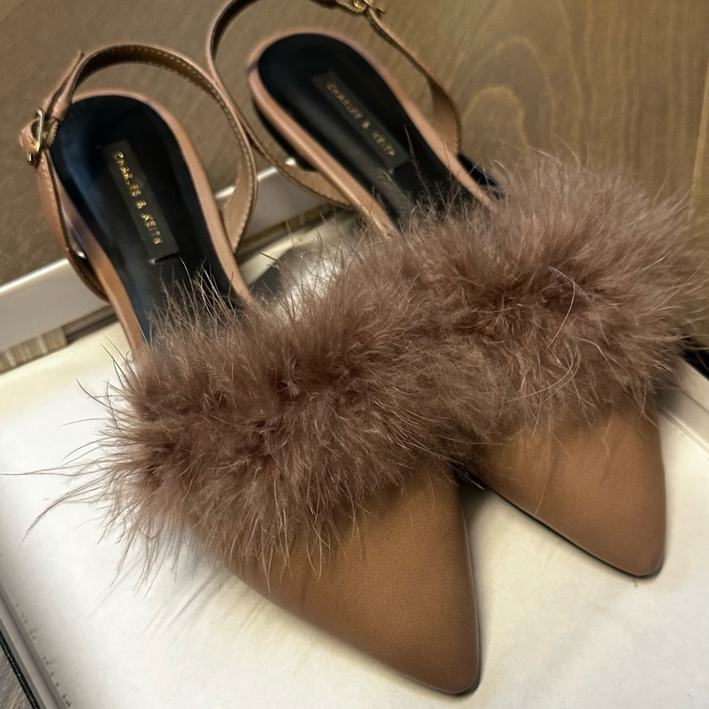 Charles & Keith Flats Size 6 Smoke Pink